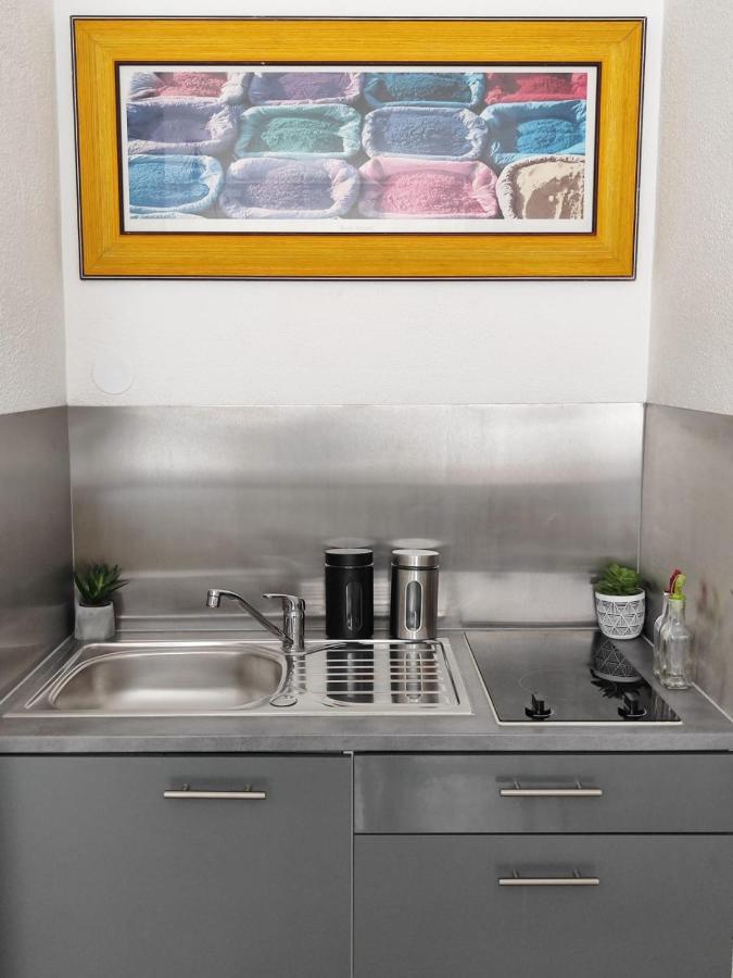 Chazi Apartment ตูลูส ภายนอก รูปภาพ